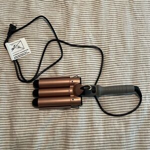 Complex Culture Curling iron 3 barrel adjustable heat/ temperature setting